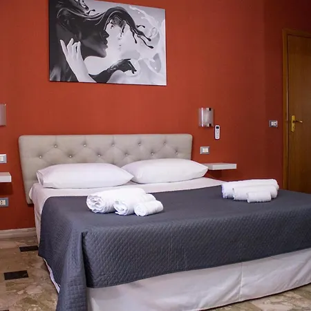 Mirage Place 4* Κατάνια