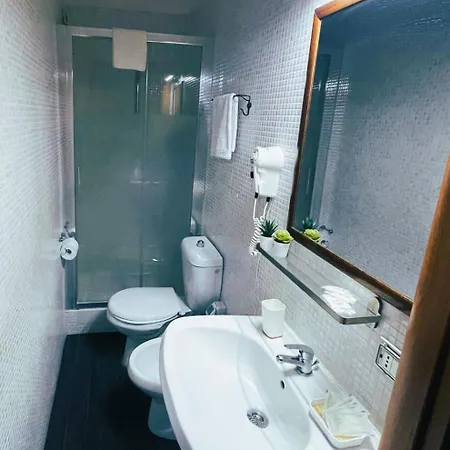 Mirage Place Bed & Breakfast 4*
